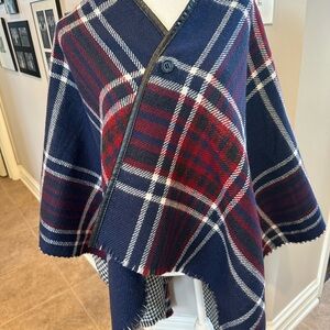 Reversible Plaid and Houndstooth Wrap